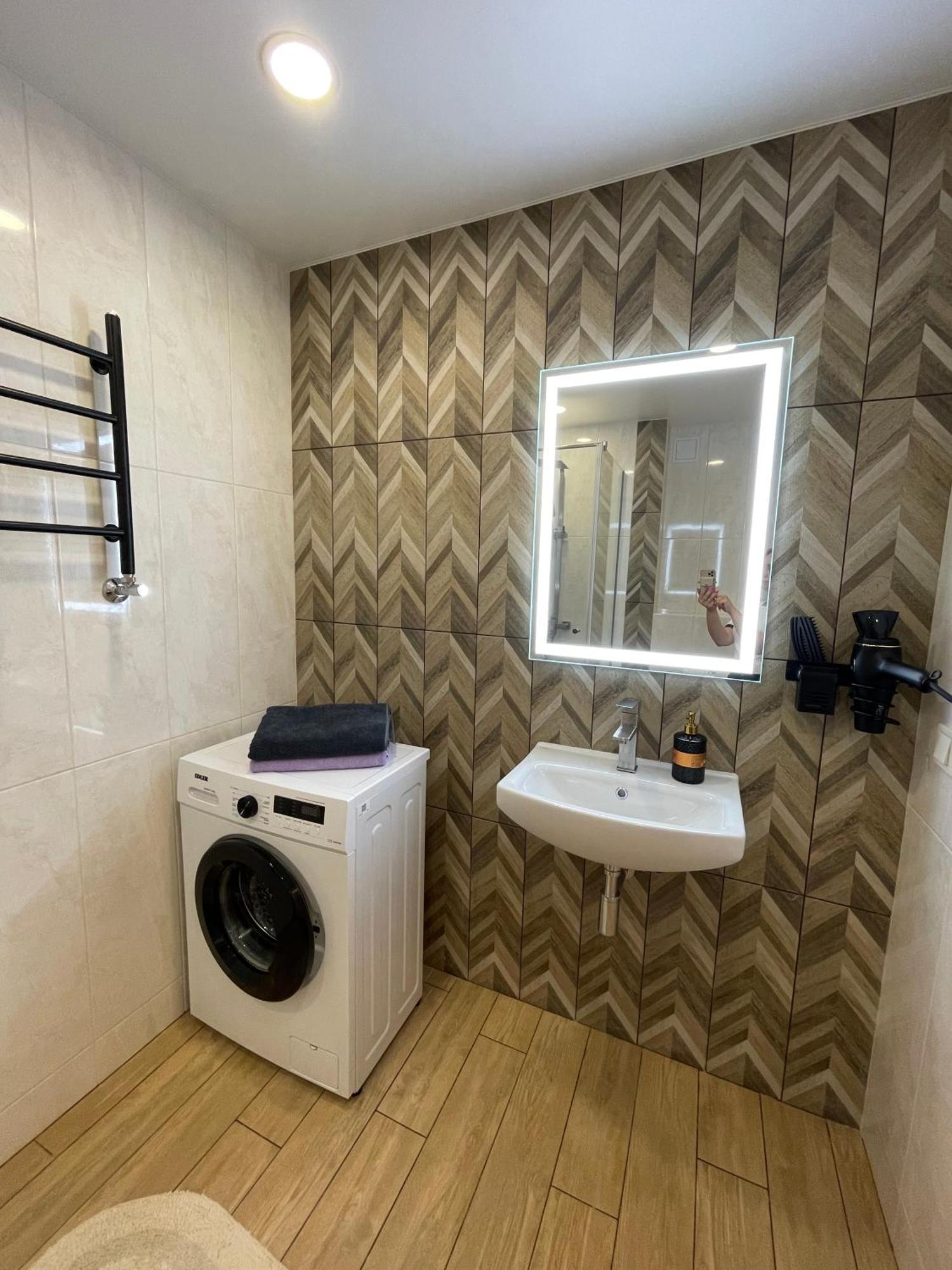 1 Кімн Квартира Тропікі Тихий Центр Chernihiv Luaran gambar